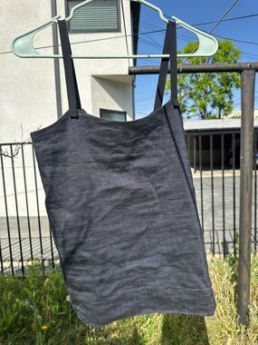 Petite Theory Linen and Wool Top in Navy